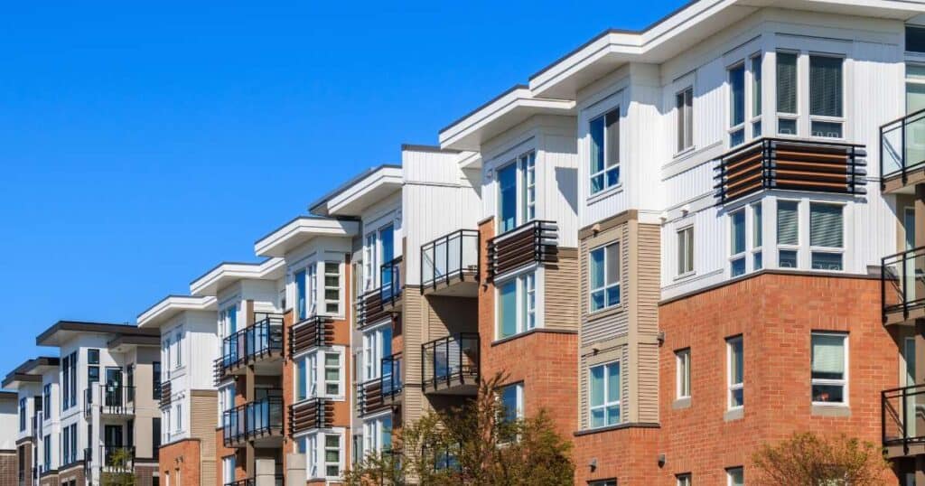 Multifamily Building - Real Estate Investing for Beginners